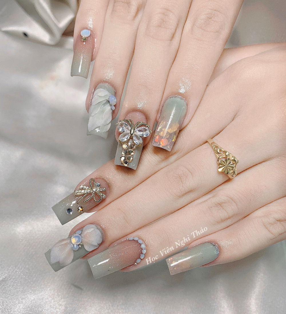Cách vẽ mẫu nail cam nhũ tươi trẻ cho dịp hè 2021